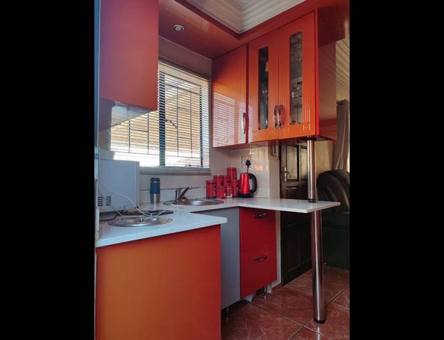 2 BEDROOM HOUSE FOR SALE IN SOSHANGUVE VV